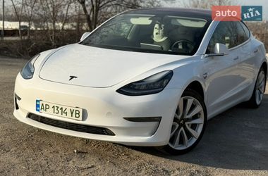 Седан Tesla Model 3 2018 в Запорожье