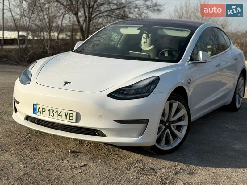Tesla Model 3 2018 Tesla Model 3 2018