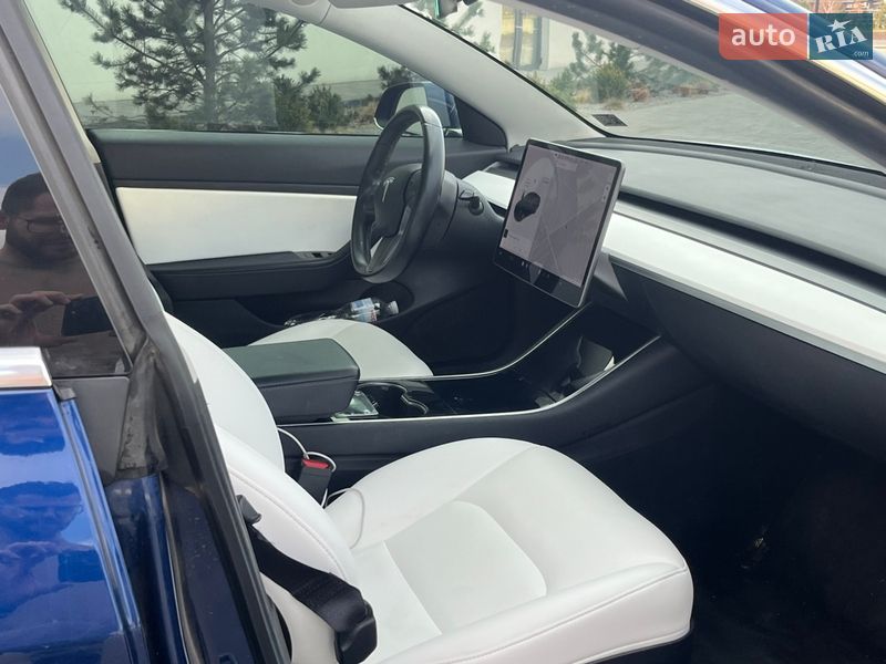 Седан Tesla Model 3 2019 в Луцке фото 14 Седан Tesla Model 3 2019 в Луцке