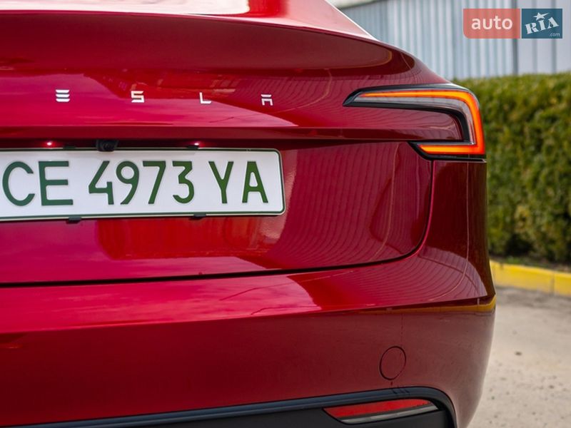 Седан Tesla Model 3 2024 в Черновцах фото 17 Седан Tesla Model 3 2024 в Черновцах