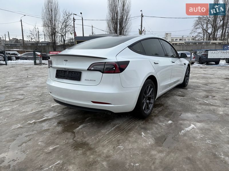 Седан Tesla Model 3 2023 в Києві фото 19 Седан Tesla Model 3 2023 в Києві