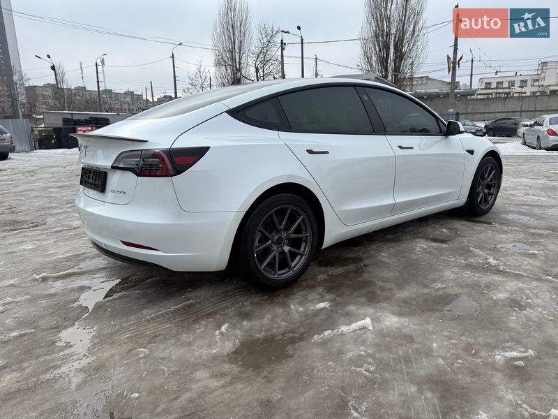 Седан Tesla Model 3 2023 в Києві фото 21 Седан Tesla Model 3 2023 в Києві
