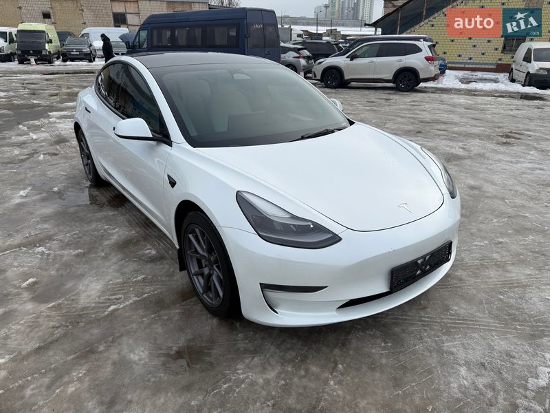 Седан Tesla Model 3 2023 в Києві фото 2 Седан Tesla Model 3 2023 в Києві