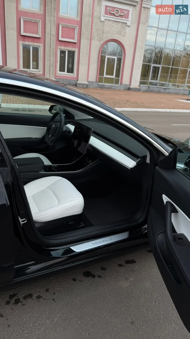 2020 Tesla Model 3 - мініатюра 4
