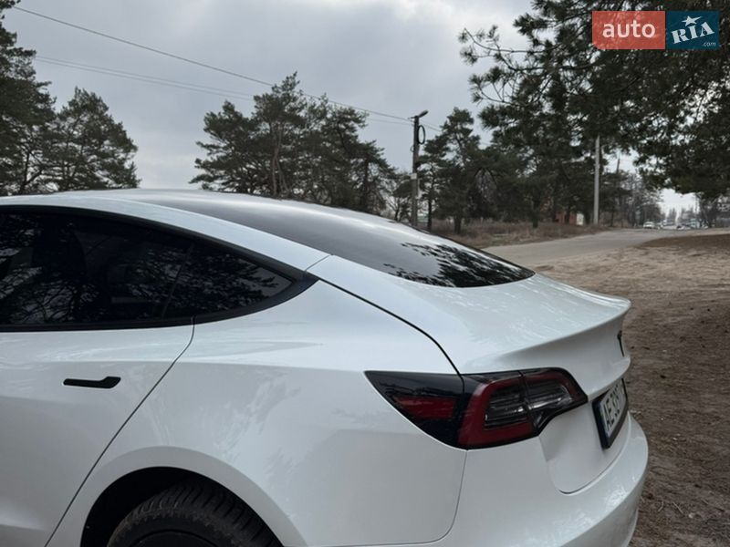 Седан Tesla Model 3 2021 в Дніпрі фото 6 Седан Tesla Model 3 2021 в Дніпрі