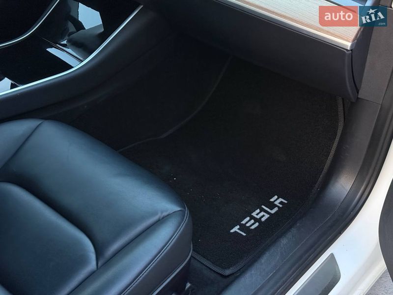 Седан Tesla Model 3 2020 в Ровно фото 46 Седан Tesla Model 3 2020 в Ровно