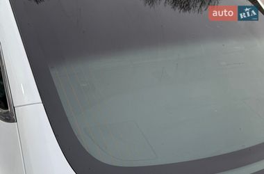 Седан Tesla Model 3 2020 в Тернополе