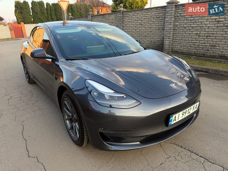 Седан Tesla Model 3 2022 в Киеве фото 5 Седан Tesla Model 3 2022 в Киеве