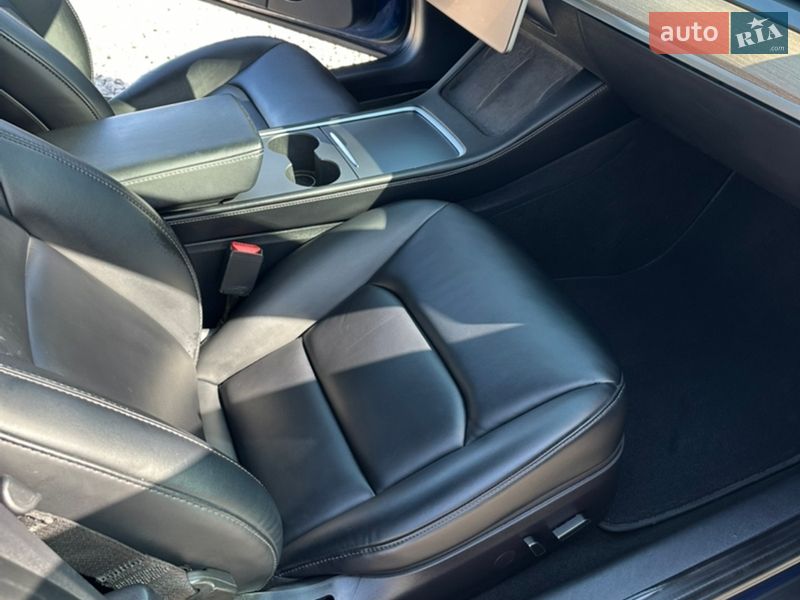 Седан Tesla Model 3 2021 в Кривом Роге фото 13 Седан Tesla Model 3 2021 в Кривом Роге