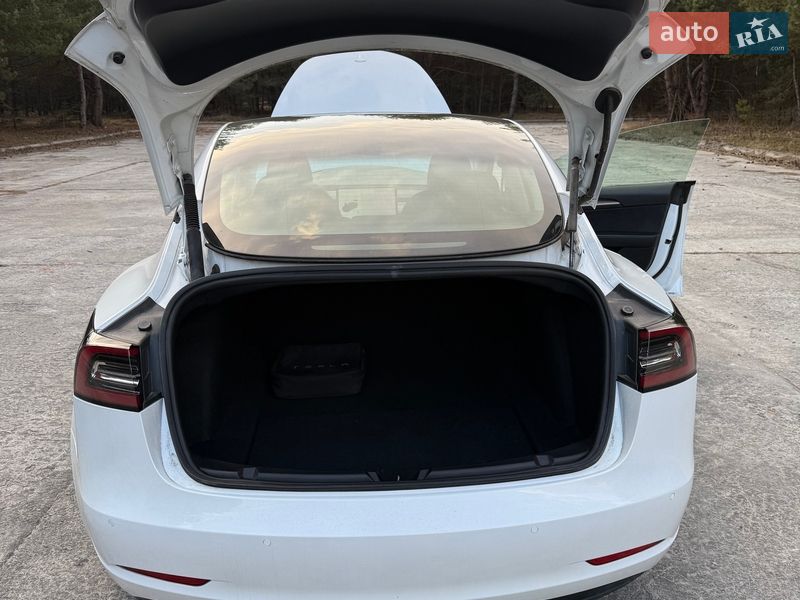 Седан Tesla Model 3 2021 в Ровно фото 13 Седан Tesla Model 3 2021 в Ровно
