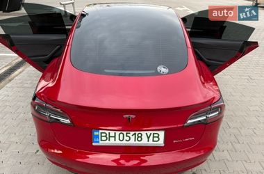 Седан Tesla Model 3 2022 в Одессе