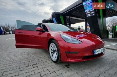 Седан Tesla Model 3 2022 в Одессе
