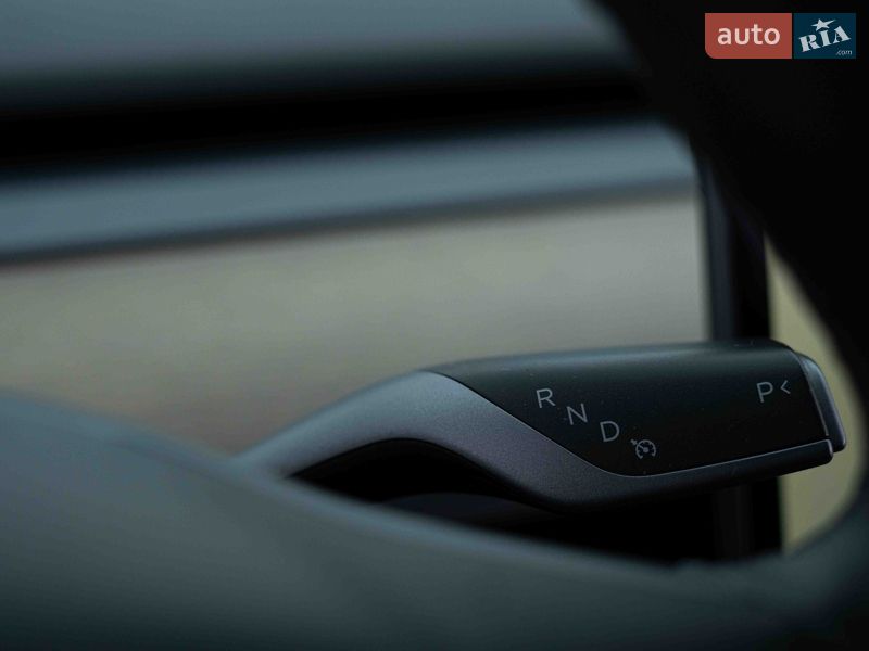 Седан Tesla Model 3 2022 в Одессе