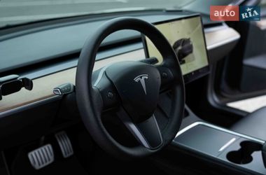 Седан Tesla Model 3 2022 в Одессе