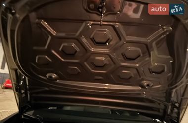 Седан Tesla Model 3 2018 в Киеве