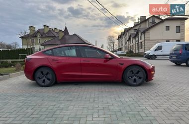 Седан Tesla Model 3 2021 в Золочеві
