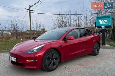 Седан Tesla Model 3 2021 в Золочеві