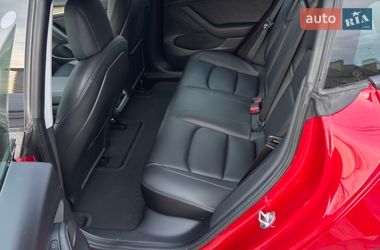 Седан Tesla Model 3 2021 в Золочеві