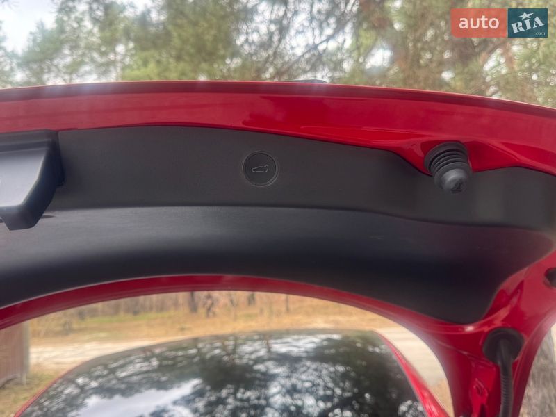 Седан Tesla Model 3 2023 в Киеве фото 4 Седан Tesla Model 3 2023 в Киеве