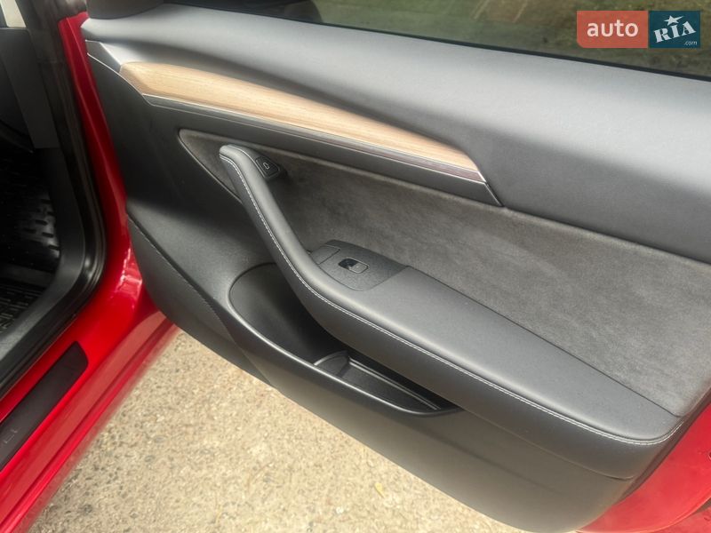 Седан Tesla Model 3 2023 в Киеве фото 9 Седан Tesla Model 3 2023 в Киеве