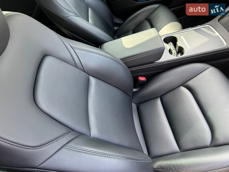Седан Tesla Model 3 2022 в Києві фото 20 Седан Tesla Model 3 2022 в Києві