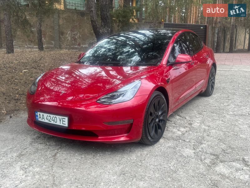 Tesla Model 3 2023