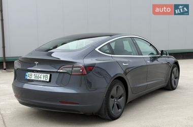 Седан Tesla Model 3 2019 в Вінниці