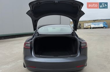 Седан Tesla Model 3 2019 в Вінниці