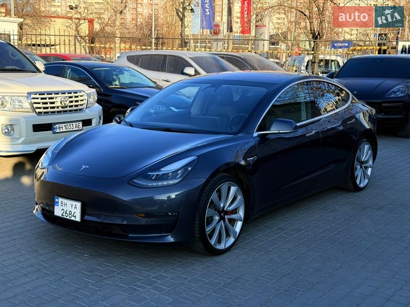 2018 Tesla Model 3, VIN 5YJ3E1EB5JF073205:plate — фото 1 (autoria)