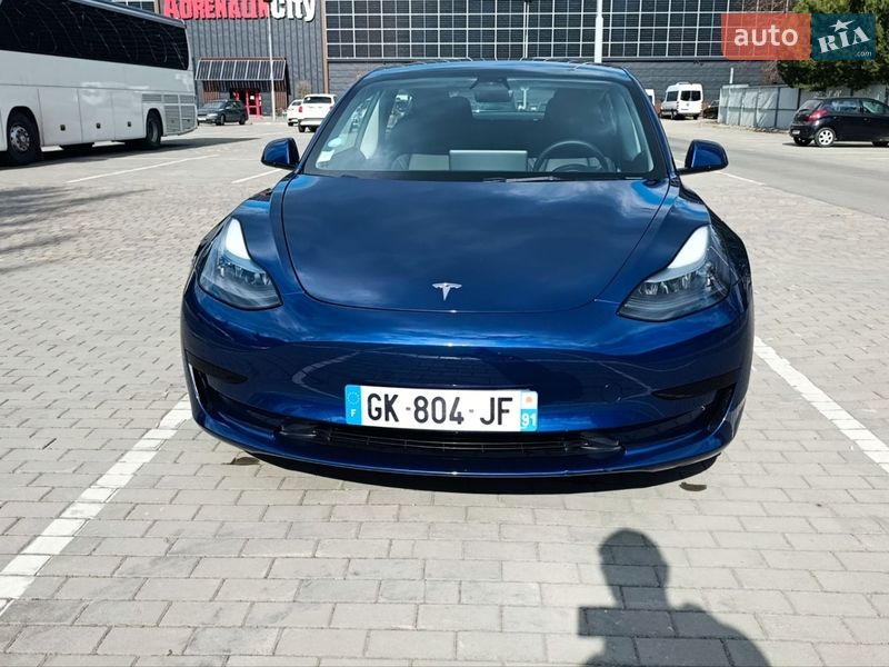 Седан Tesla Model 3 2022 в Луцке фото 4 Седан Tesla Model 3 2022 в Луцке