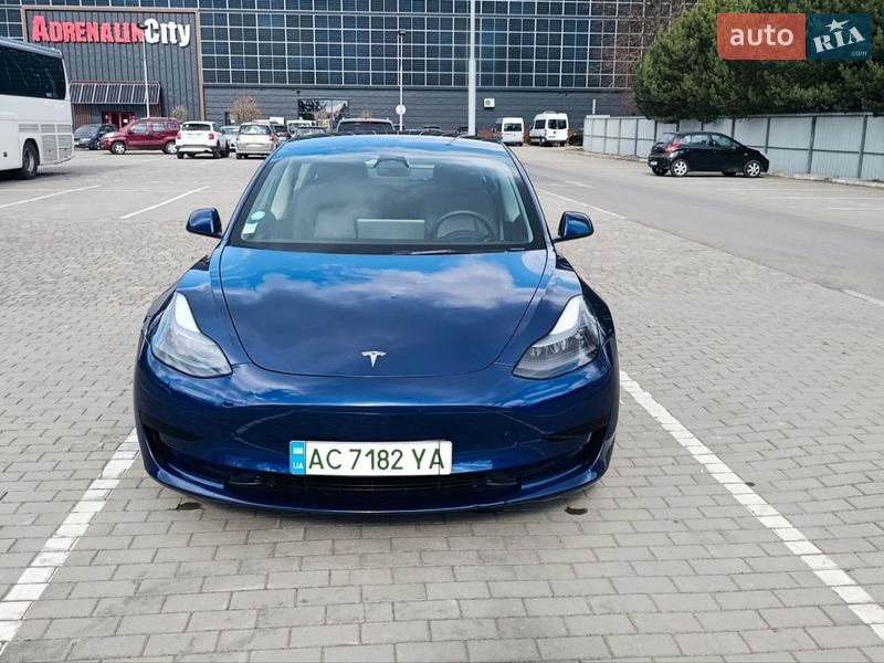 Седан Tesla Model 3 2022 в Луцке фото 22 Седан Tesla Model 3 2022 в Луцке