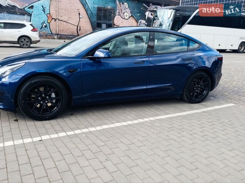 Седан Tesla Model 3 2022 в Луцке фото 35 Седан Tesla Model 3 2022 в Луцке