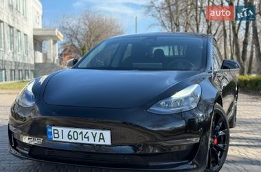 Седан Tesla Model 3 2020 в Лубнах