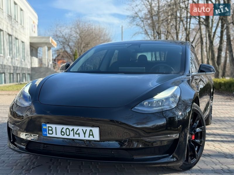 Седан Tesla Model 3 2020 в Лубнах фото Седан Tesla Model 3 2020 в Лубнах
