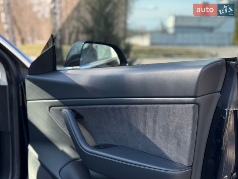 Седан Tesla Model 3 2020 в Лубнах фото 39 Седан Tesla Model 3 2020 в Лубнах