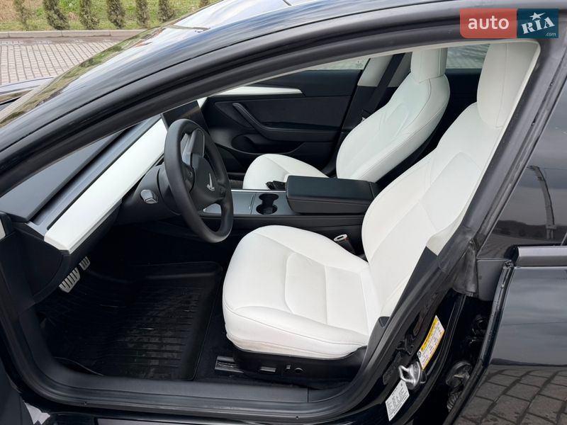 Седан Tesla Model 3 2022 в Золочеве фото 21 Седан Tesla Model 3 2022 в Золочеве