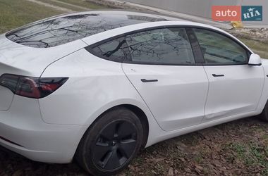 Седан Tesla Model 3 2022 в Львове