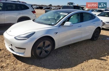 Седан Tesla Model 3 2020 в Полтаве