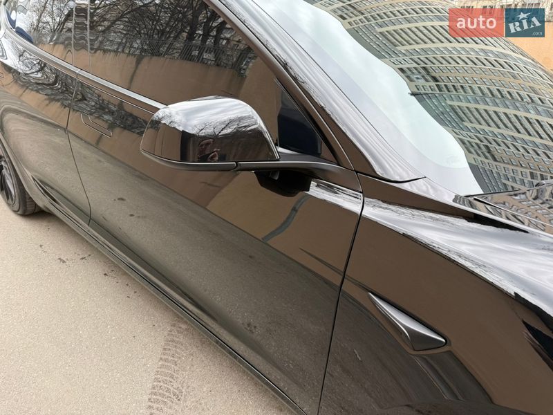 Седан Tesla Model 3 2025 в Києві