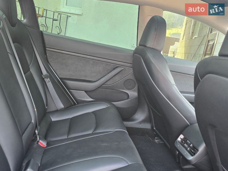Седан Tesla Model 3 2023 в Львове фото 10 Седан Tesla Model 3 2023 в Львове