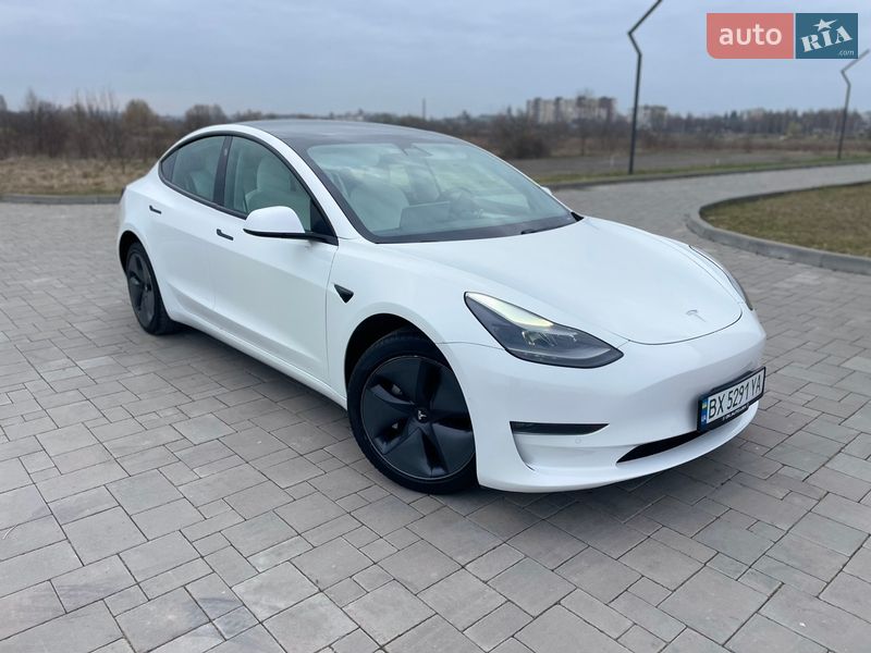 Седан Tesla Model 3 2021 в Здолбунове фото Седан Tesla Model 3 2021 в Здолбунове