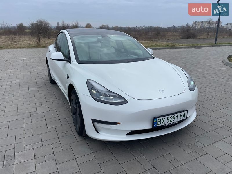 Седан Tesla Model 3 2021 в Здолбунове фото 5 Седан Tesla Model 3 2021 в Здолбунове
