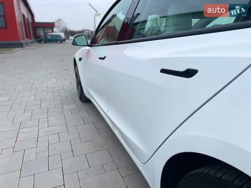 Седан Tesla Model 3 2021 в Здолбунове фото 21 Седан Tesla Model 3 2021 в Здолбунове