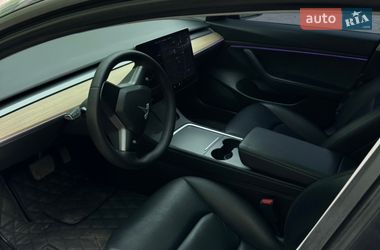 Седан Tesla Model 3 2020 в Днепре