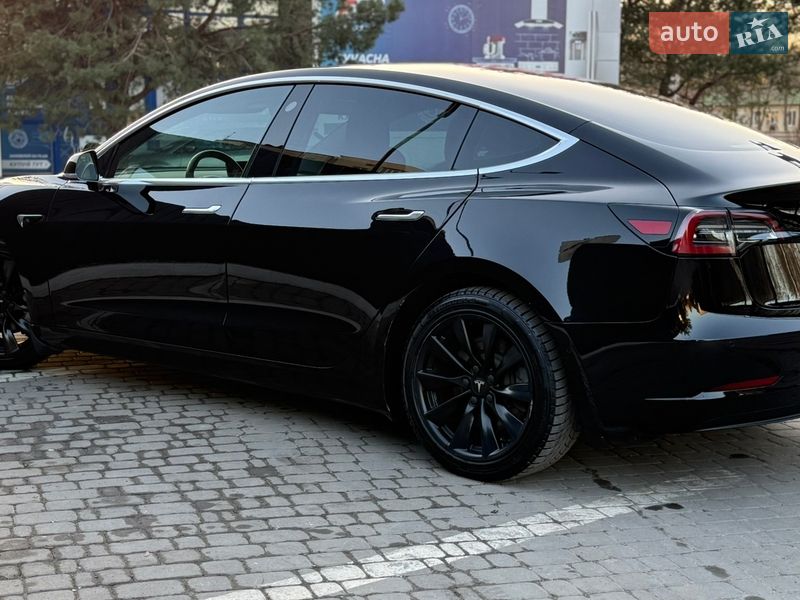 Седан Tesla Model 3 2019 в Дніпрі фото 2 Седан Tesla Model 3 2019 в Дніпрі