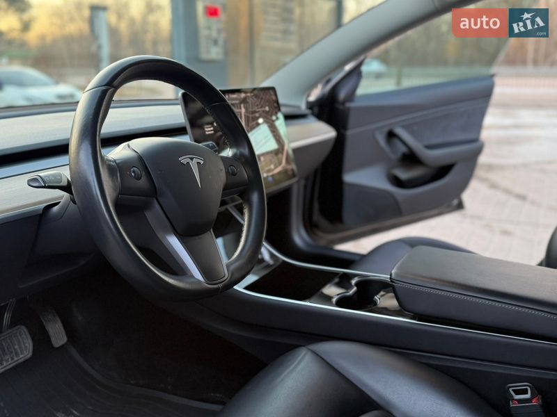 Седан Tesla Model 3 2019 в Дніпрі фото 10 Седан Tesla Model 3 2019 в Дніпрі