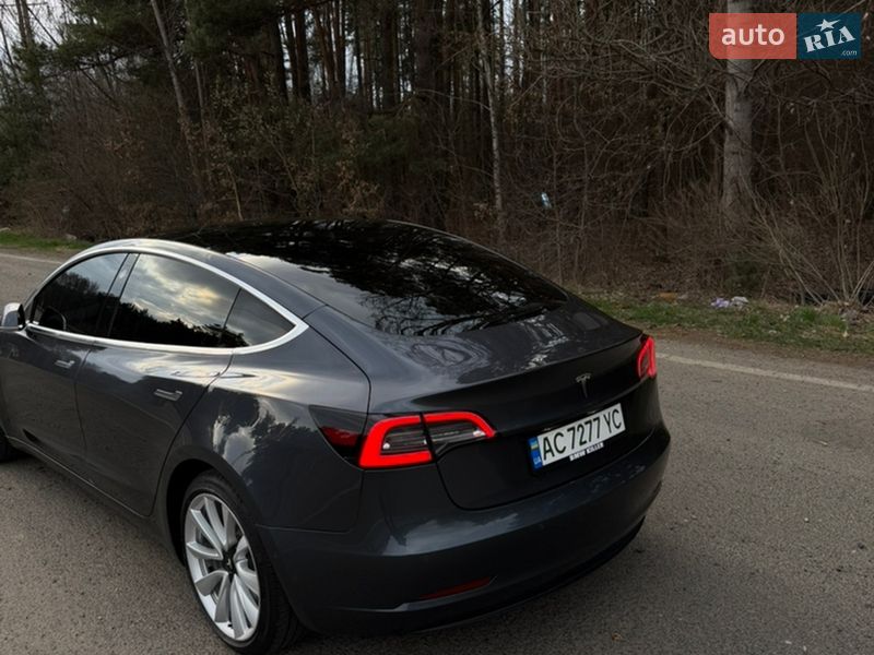 Седан Tesla Model 3 2018 в Ковеле