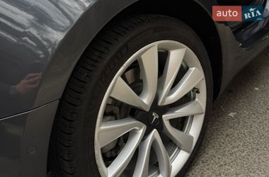 Седан Tesla Model 3 2018 в Ковелі