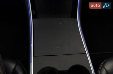 Седан Tesla Model 3 2018 в Ковелі