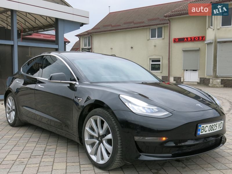 Седан Tesla Model 3 2020 в Львове фото 19 Седан Tesla Model 3 2020 в Львове